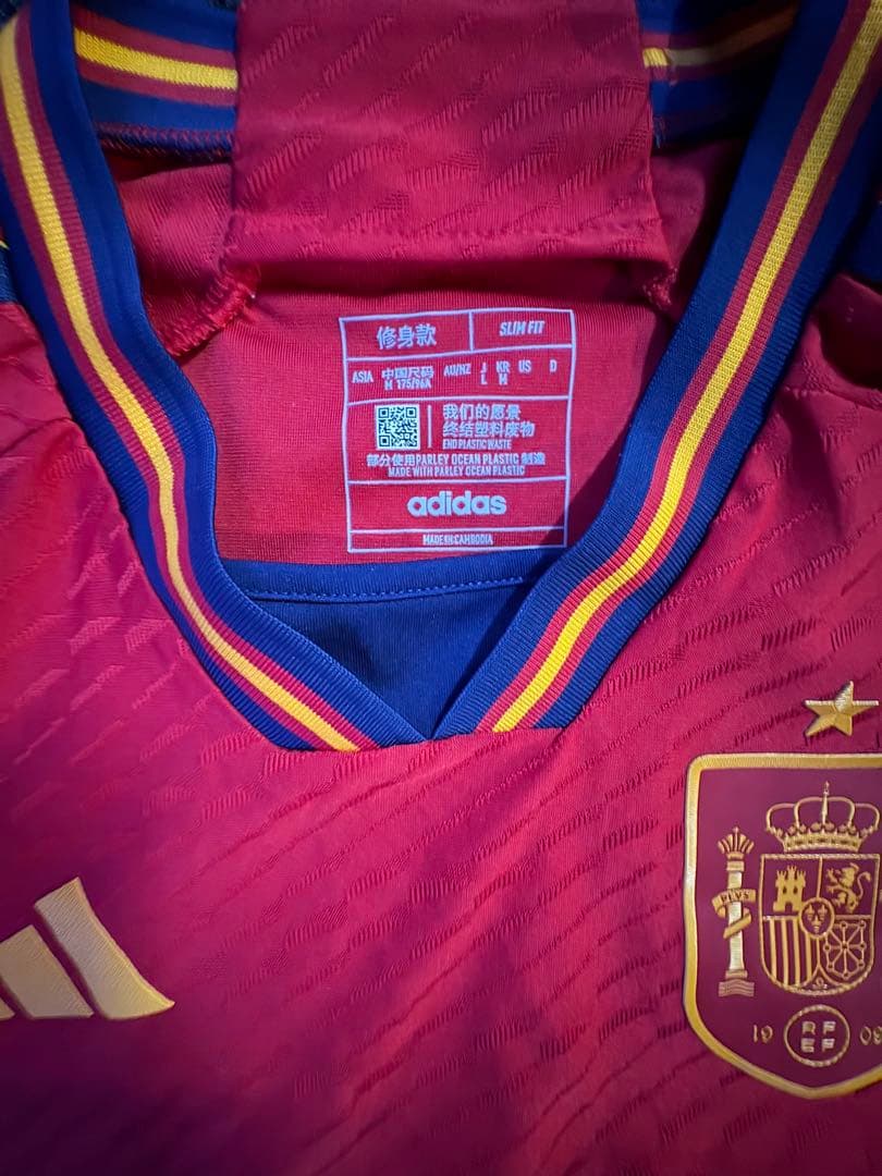 adidas サッカーシャツ 2022年モデル レッド スペイン代表