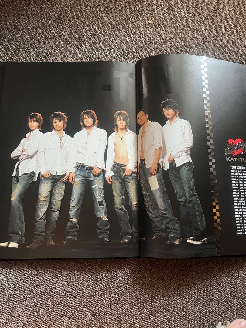 KAT-TUN パンフレット