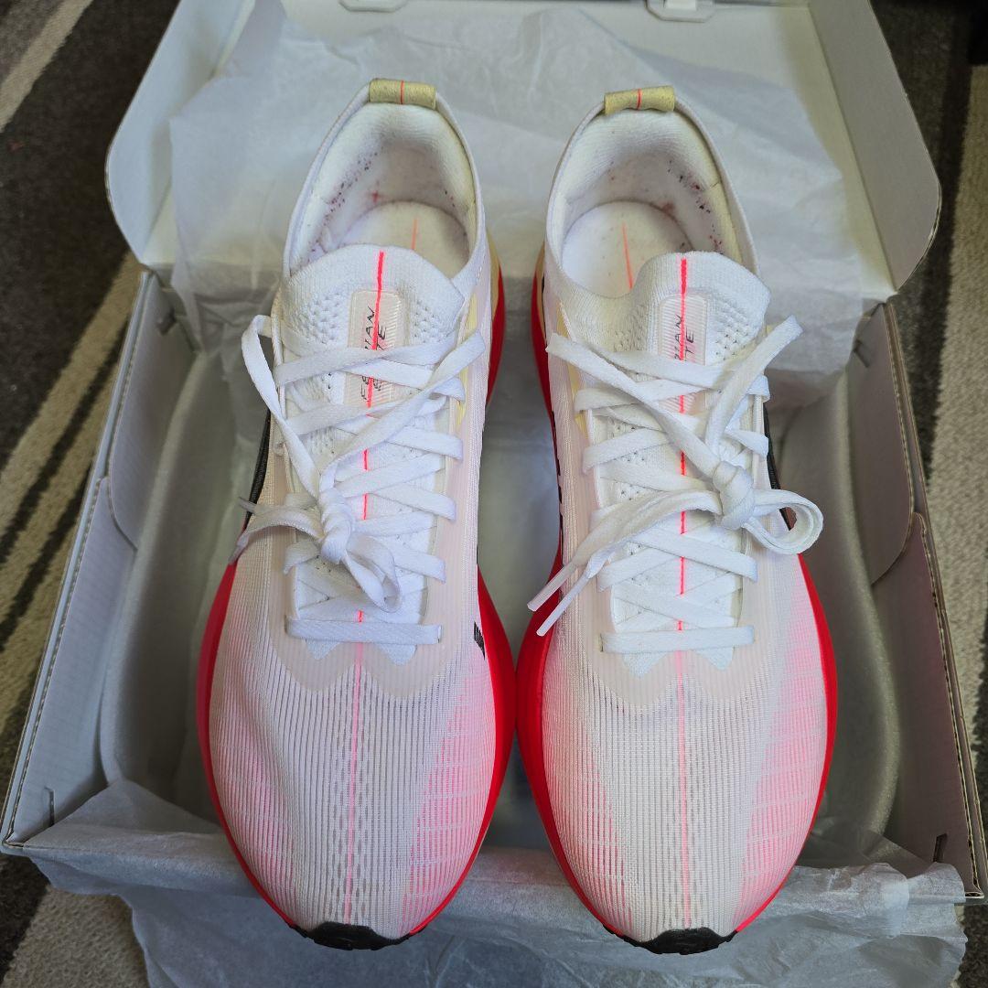LI-NING FEIDIAN5 ELITE フェーディアン5エリート　US8