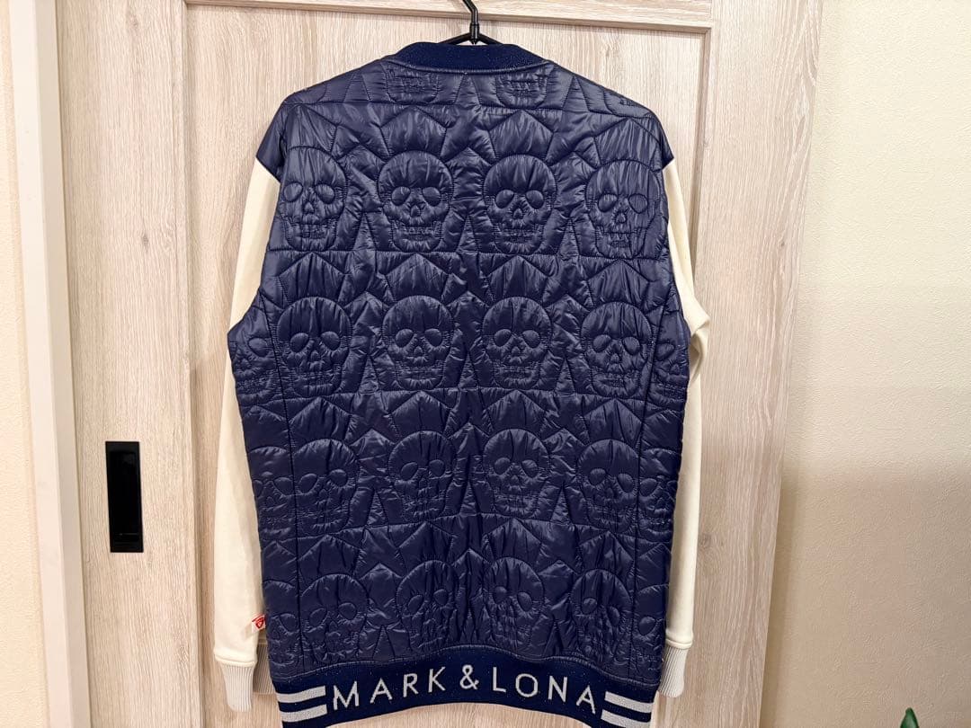 【超美品】MARK & LONA スカルパターン プリマロフトダウンスニード