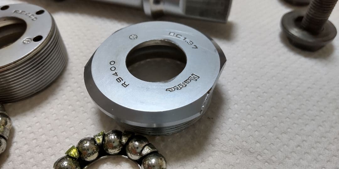 Hatta R9400 NJS BB 八田 ハッタ ボトムブラケット 美品