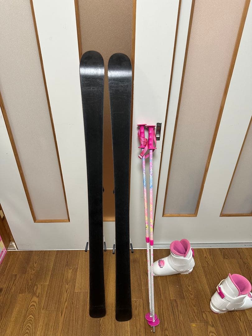 3セットKAZAMA スキー板126cm,ブーツ22.5,ストック100cm付