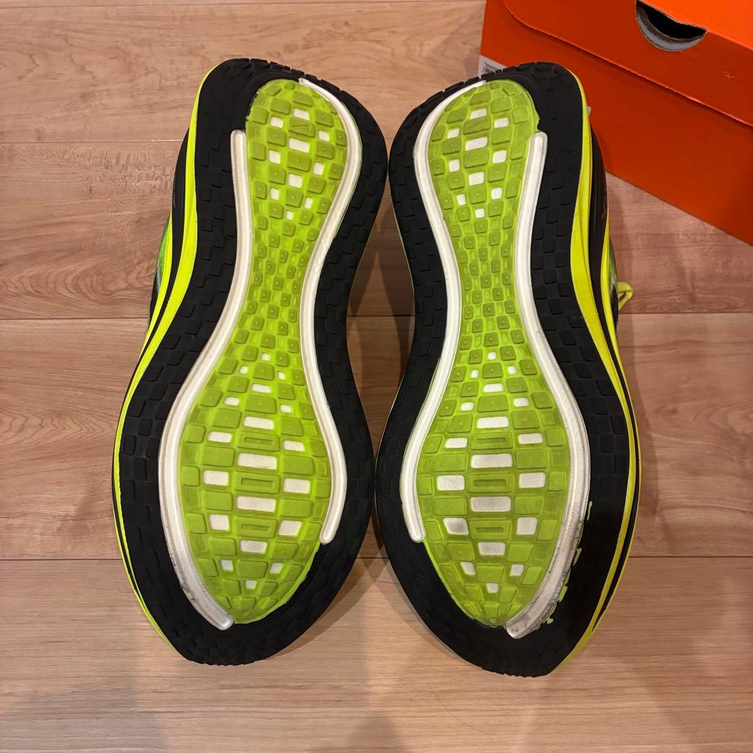 27.5 NIKE VOMERO PLUS SE ナイキ ボメロ プラス