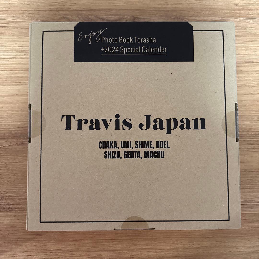 Travis Japan PHOTO BOOK + 2024カレンダー&トラ写2