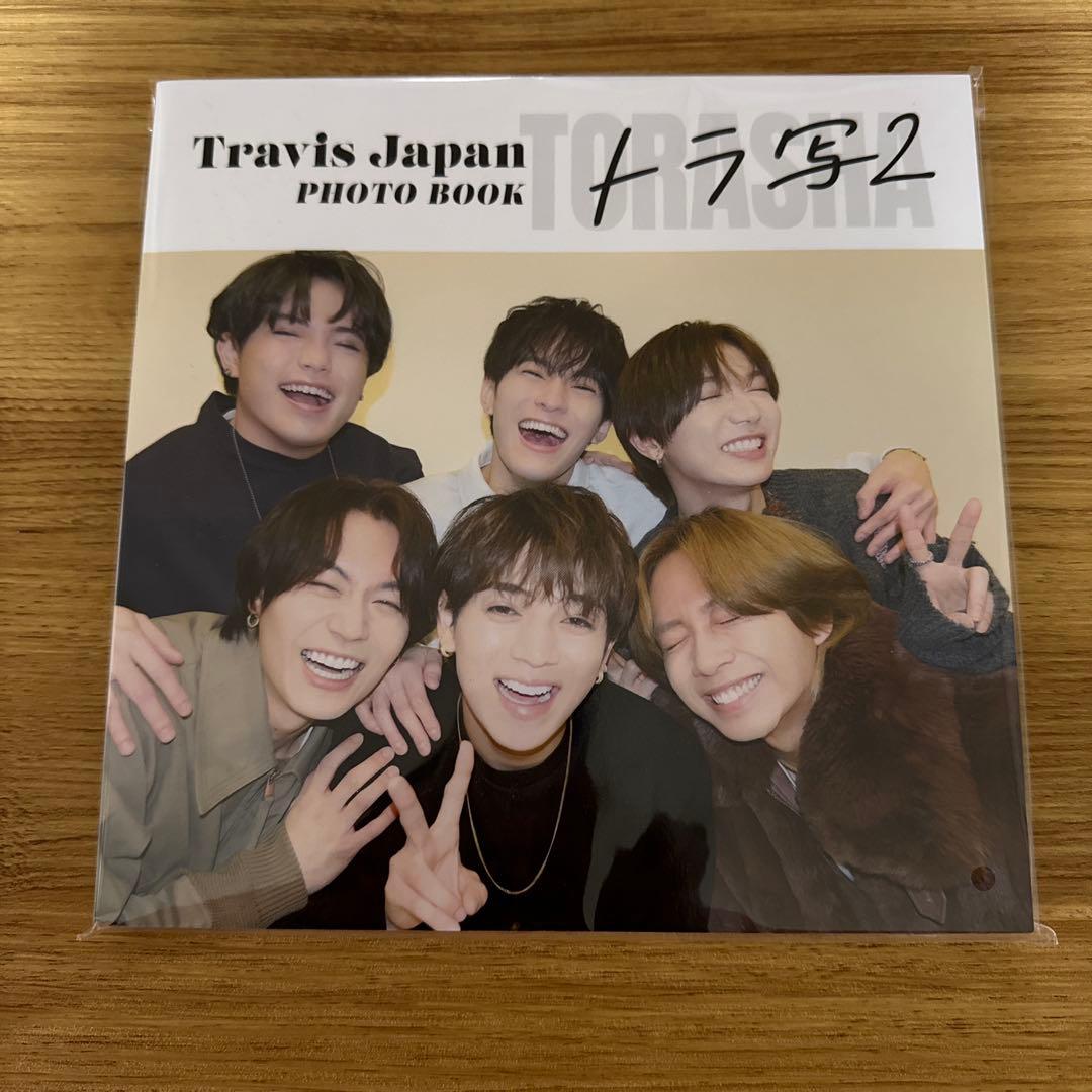 Travis Japan PHOTO BOOK + 2024カレンダー&トラ写2
