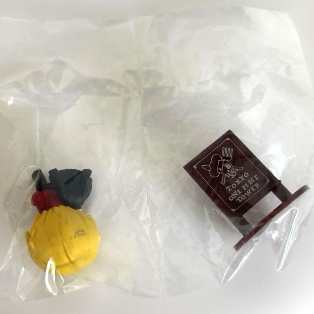 ONE PIECE フィギュア　非売品　ソフビ　お茶友　ワンピの実　WCF ロー