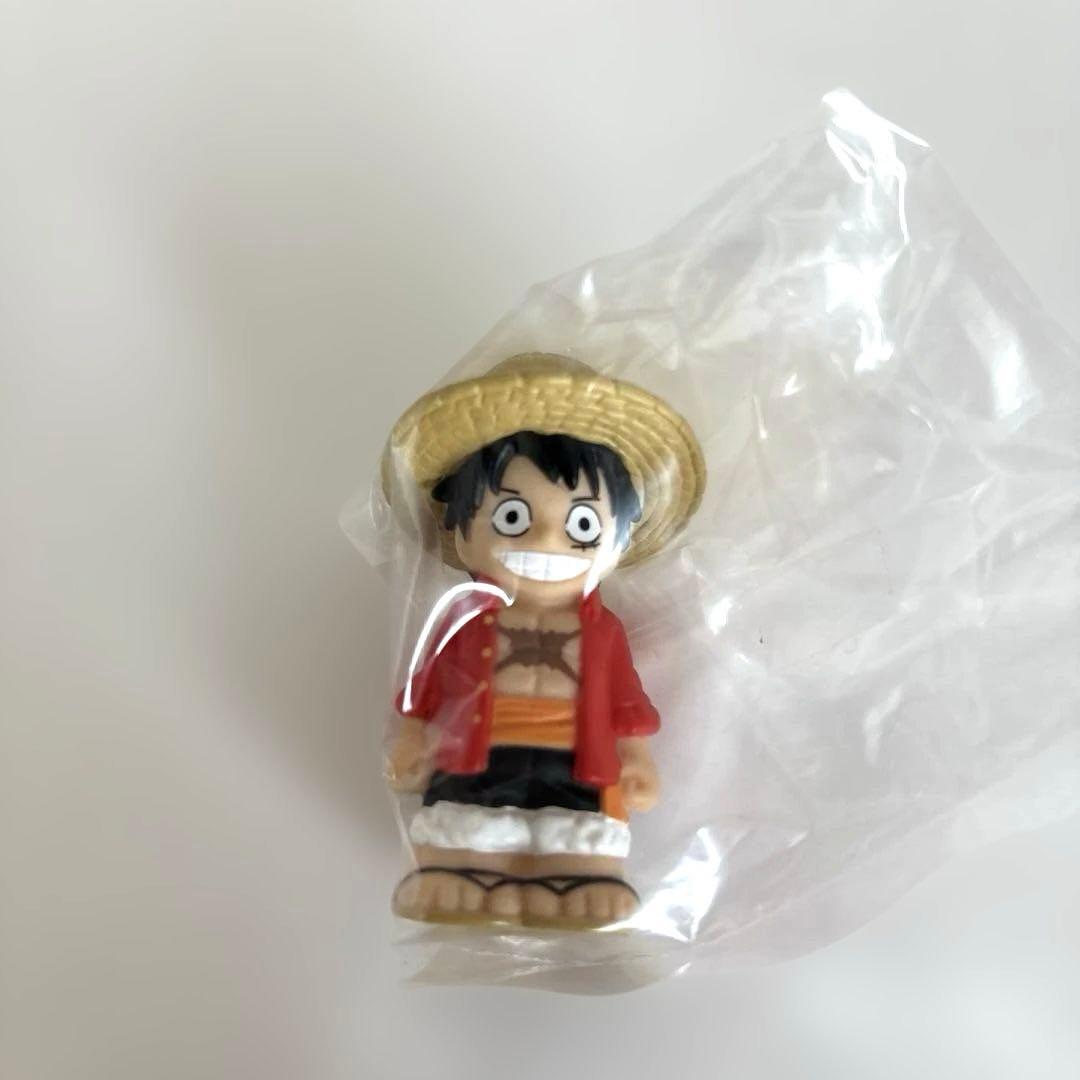 ONE PIECE フィギュア　非売品　ソフビ　お茶友　ワンピの実　WCF ロー