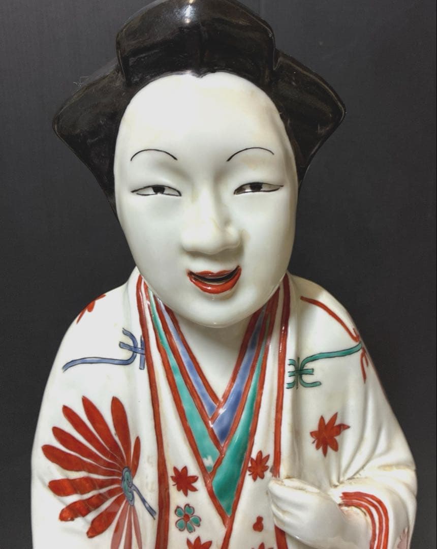 伊万里 色絵婦人像　(柿右衛門様式 )