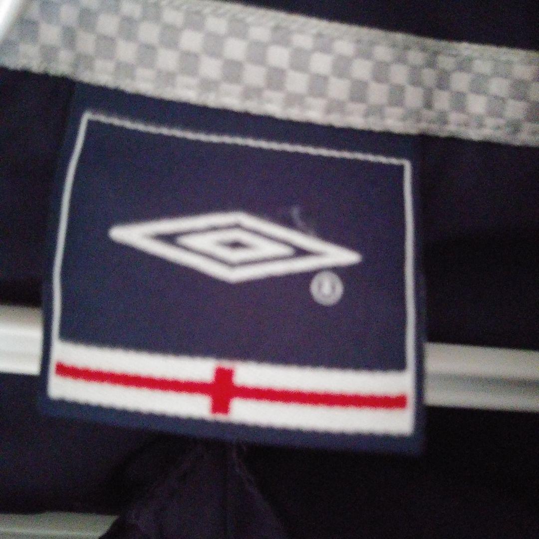 Umbro イングランド代表 フード付きウィンドブレーカー