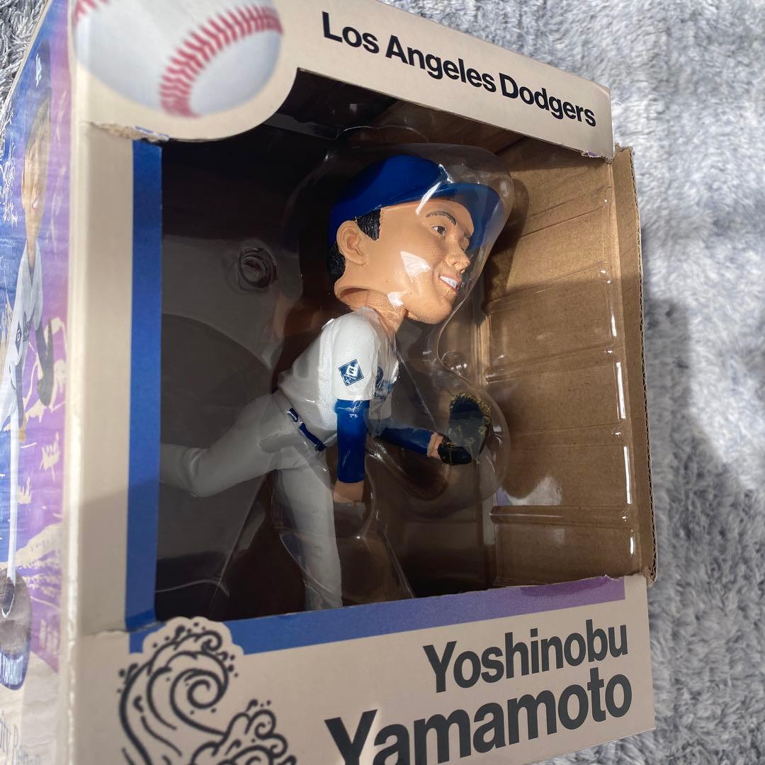 山本由伸　Yoshinobu Yamamoto フィギュア　ボブルヘッド