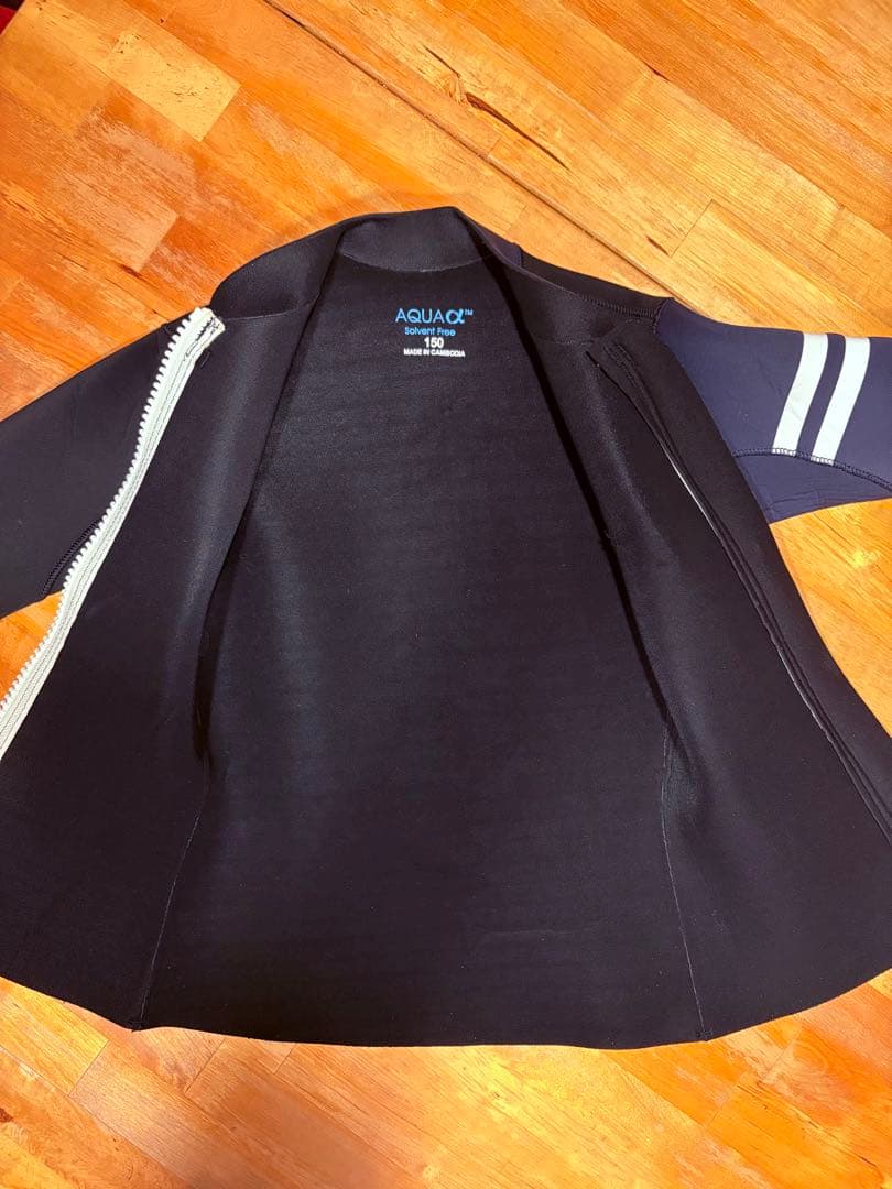FELLOWのキッズ・ジュニア用タッパー サイズ150。