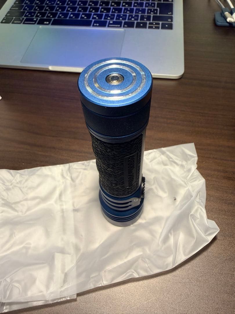 Olight Seekers 4 Pro青色 懐中電灯 4600ルーメン