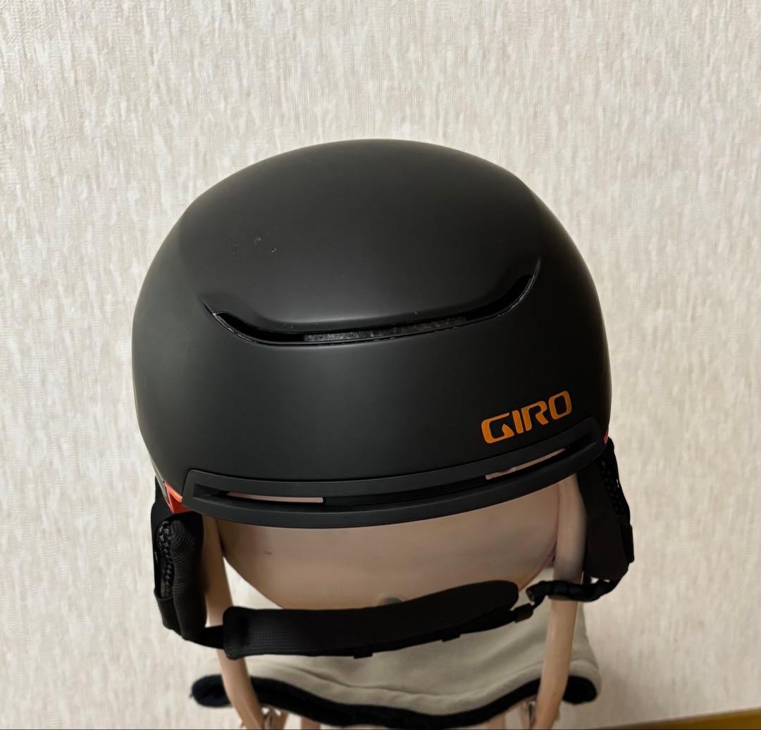 Giro マットブラック スノーボードヘルメット