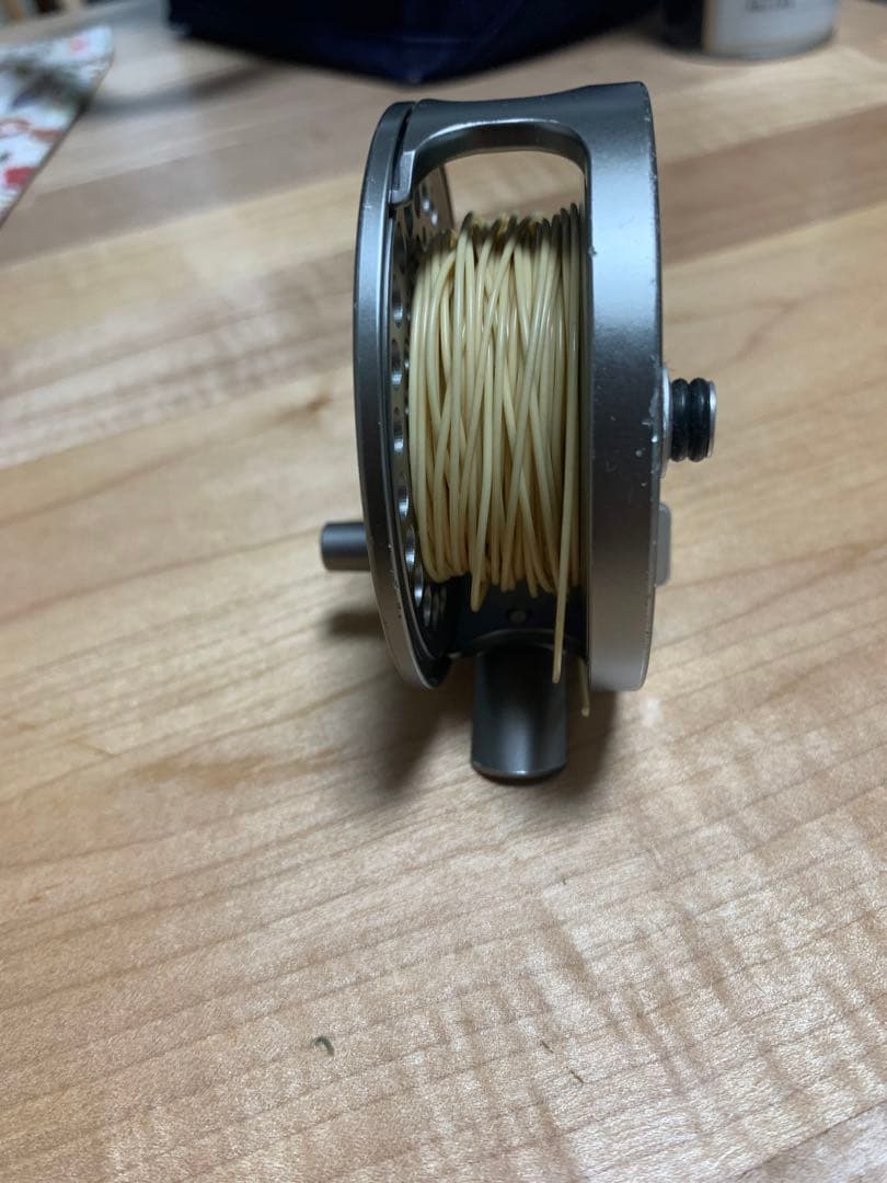 Alltmor-s 200 フライリール daiwa アルトモア