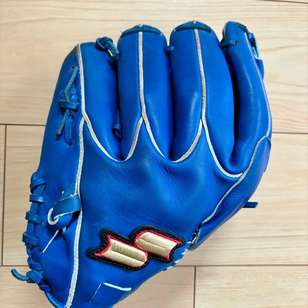 野球一般軟式用　投手グラブ　ＳＳＫ
