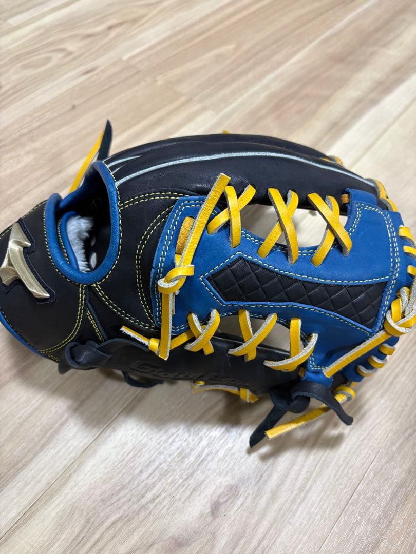 Mizuno Global Elite 軟式グローブセット&NPBボール2個付