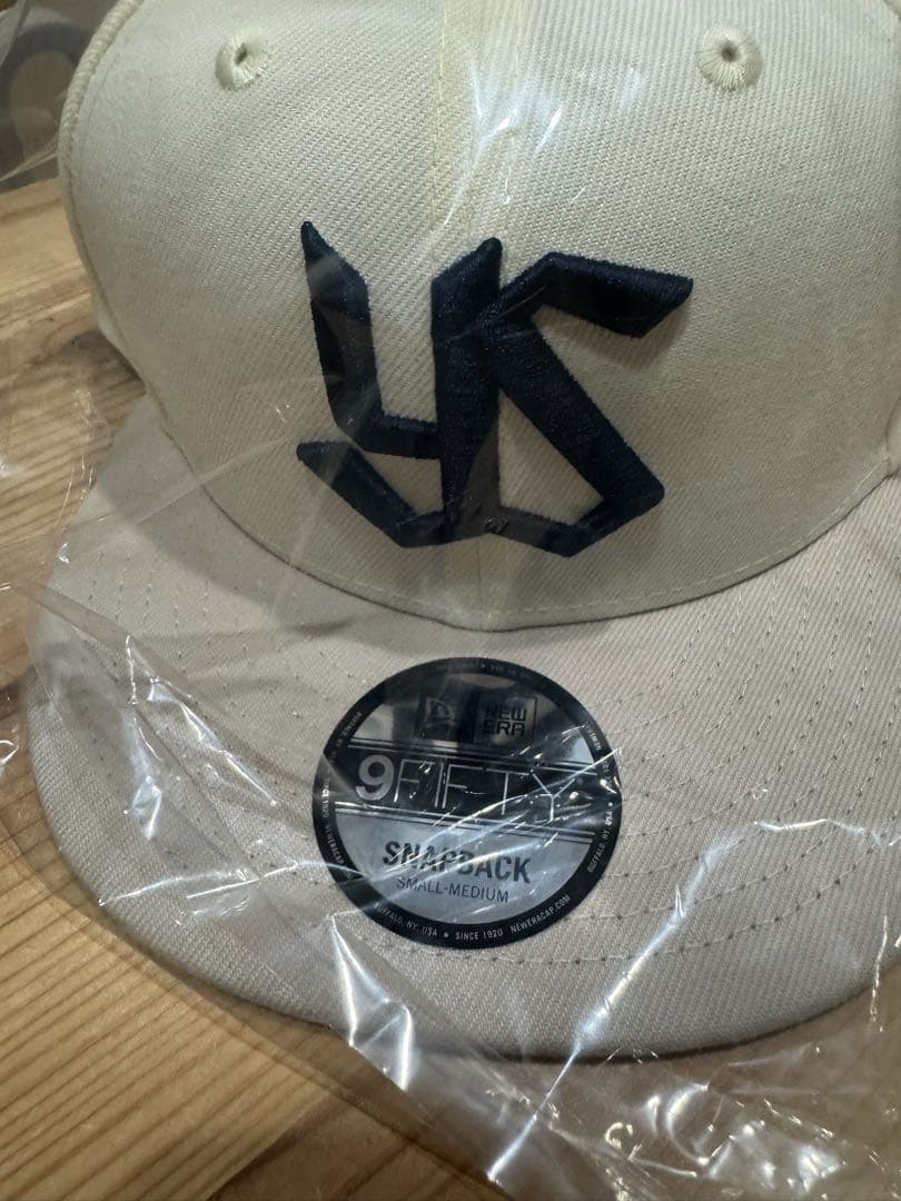 東京ヤクルトスワローズ　9fifty snapback クローム× ストーン