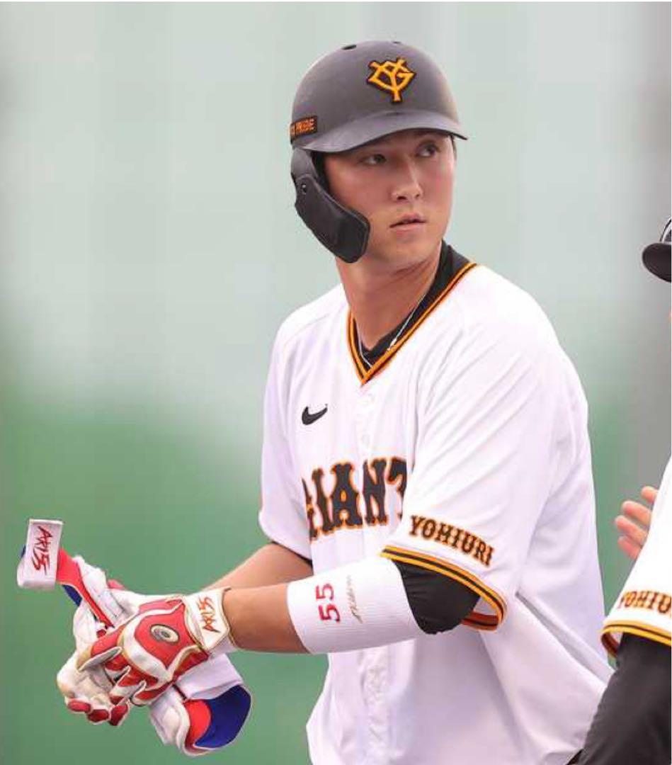 ソフトバンク 秋広優人 支給 実使用 リストバンド アシックス
