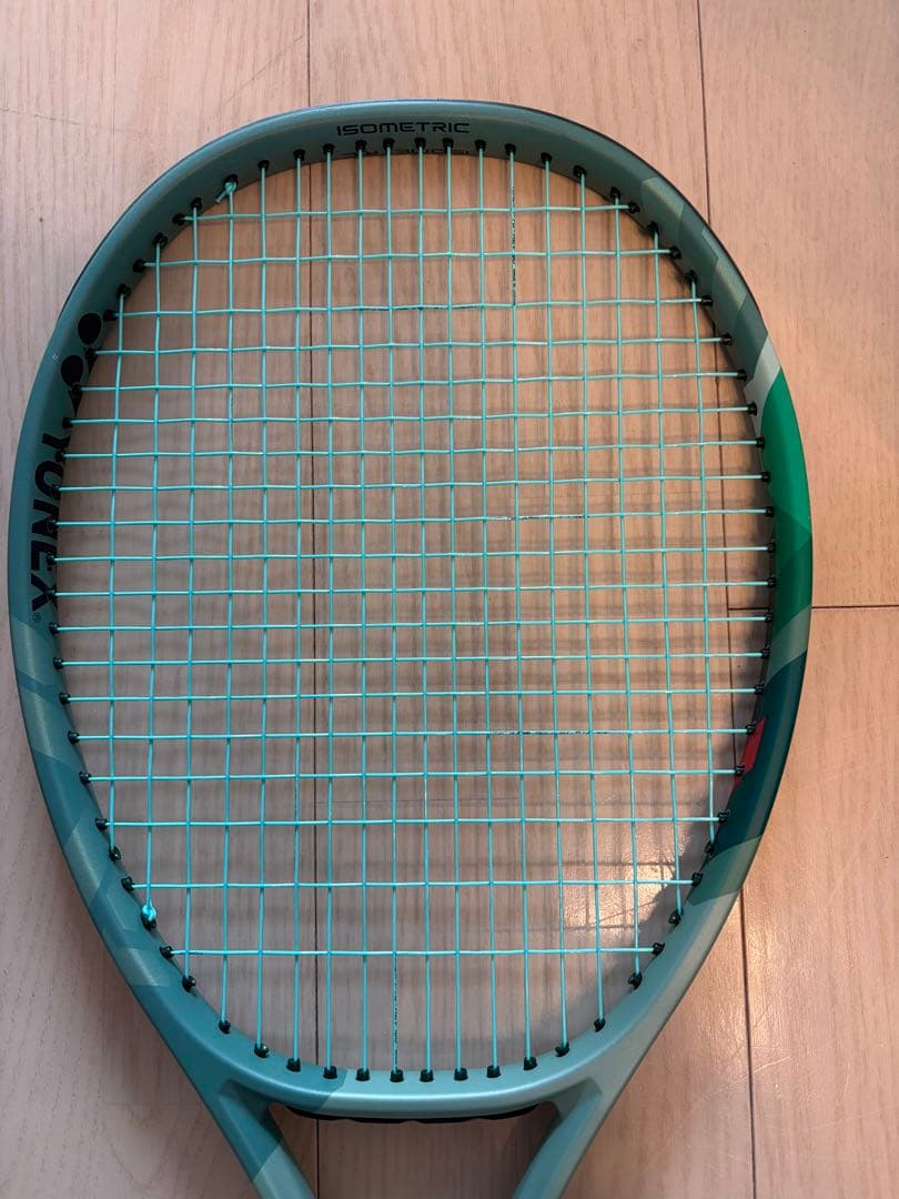 美品YONEX PERCEPT 100D G2 テニスラケット