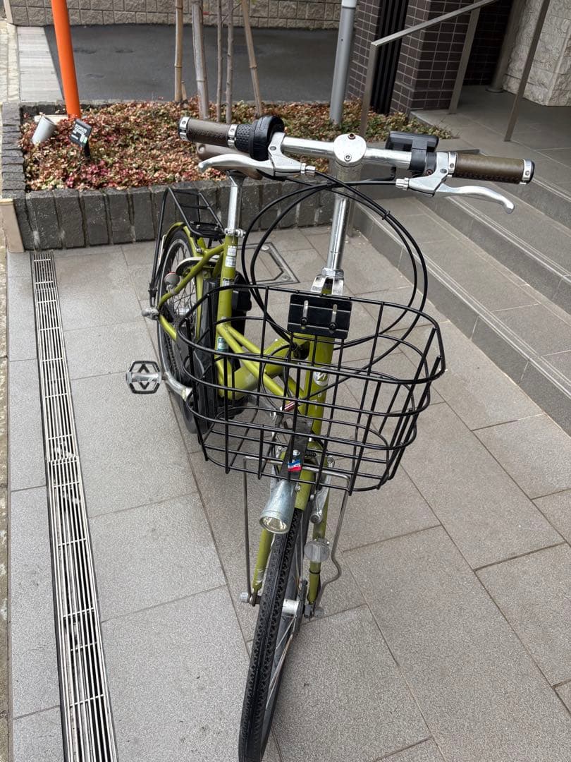 電動アシスト自転車ブリヂストン￼REAL STREAM 20 インチ8.7Ah。