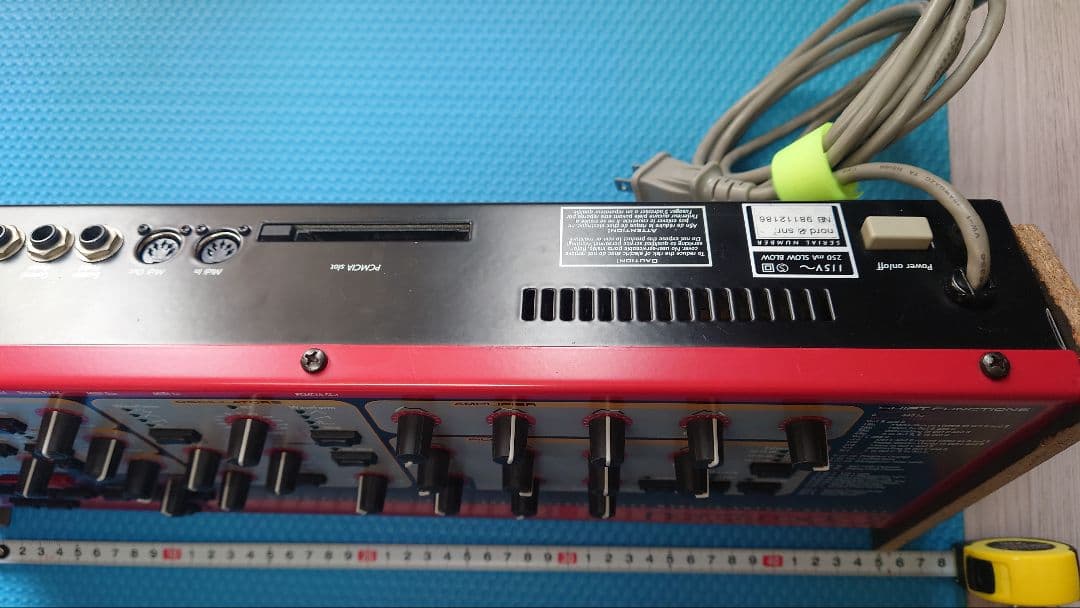 【自作スタンド付き】Clavia Nord Rack 2 　シンセサイザー