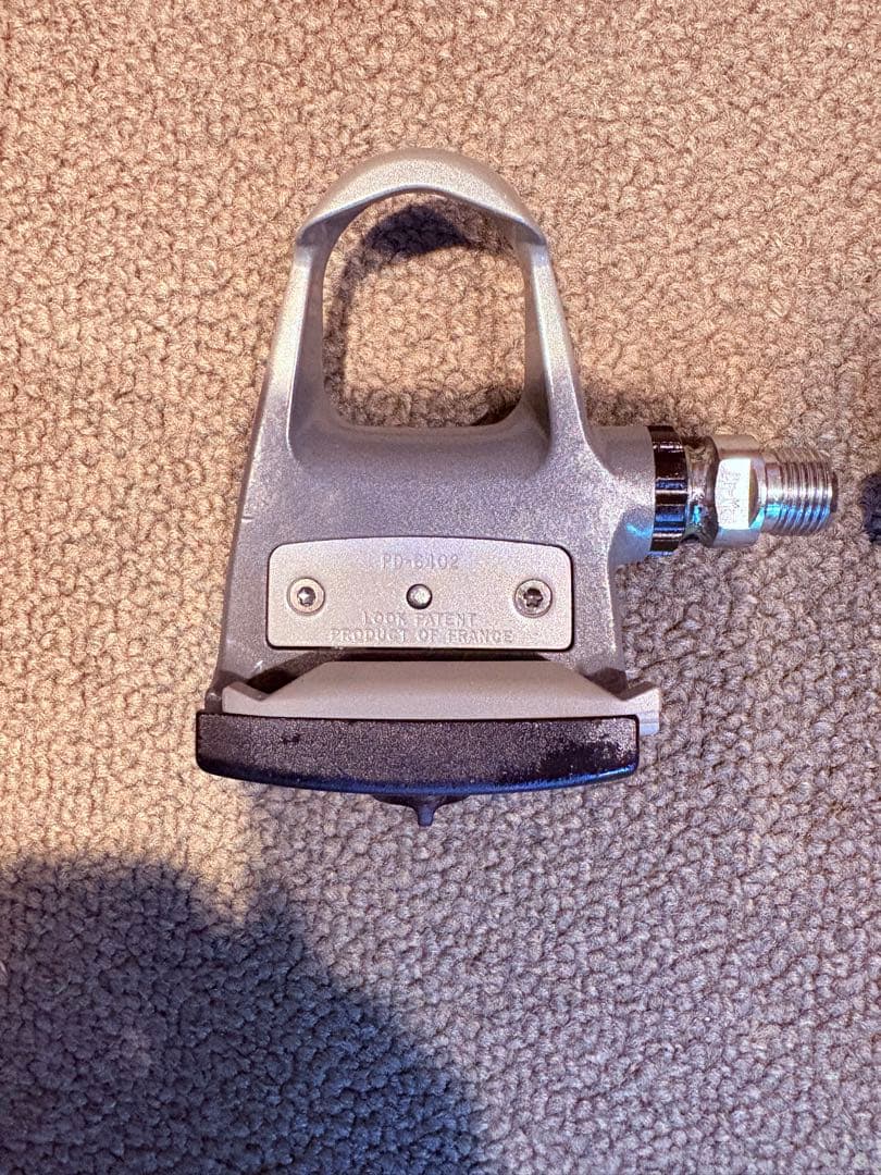 SHIMANO ペダル　PD-6402 クリートなし