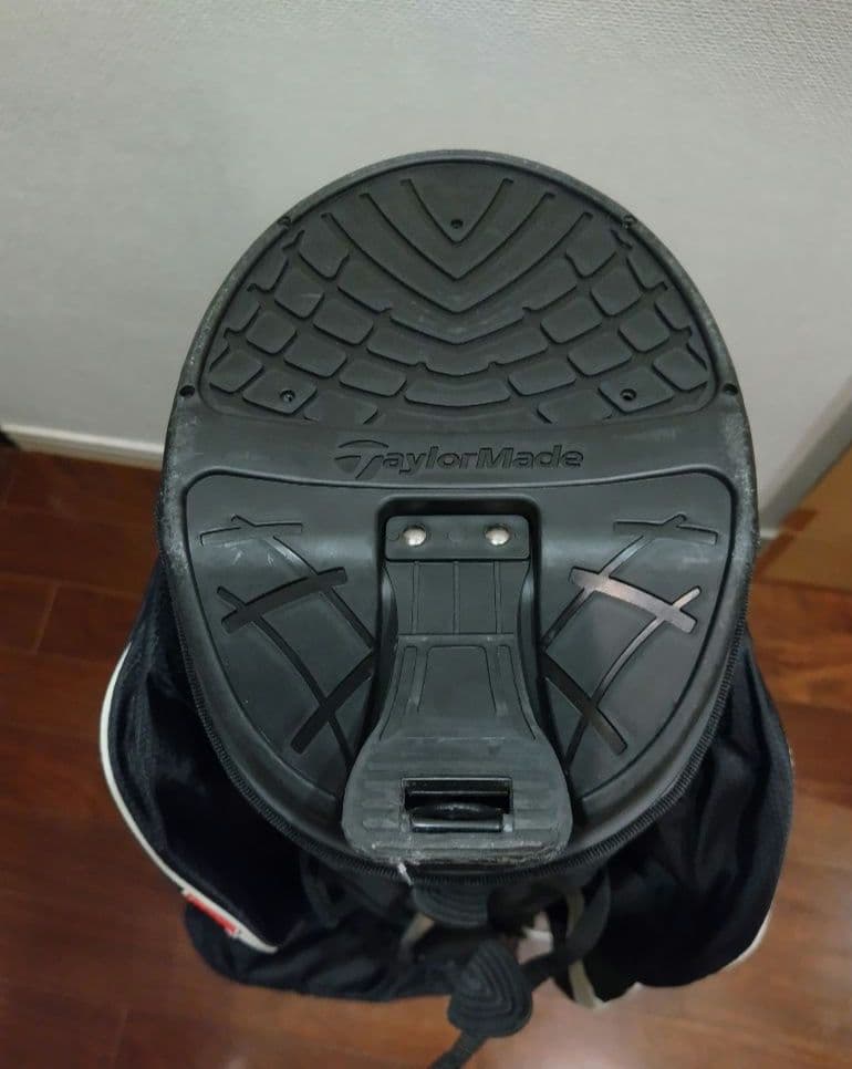 TaylorMade テーラーメイド　キャディバッグ 軽量　スタンド式