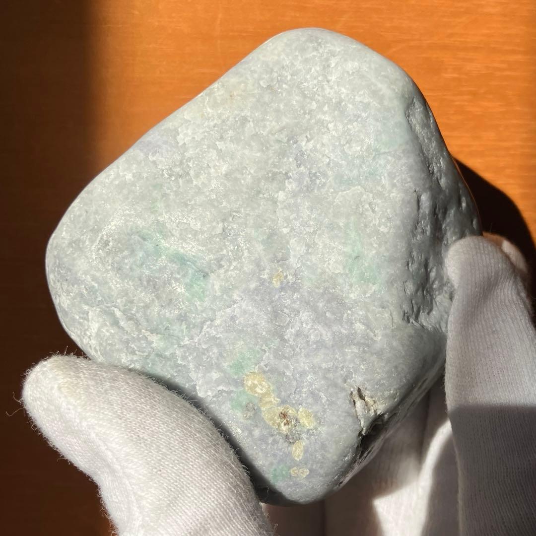 糸魚川翡翠 【463g】 灰ラベンダー翡翠　グリーン混じり