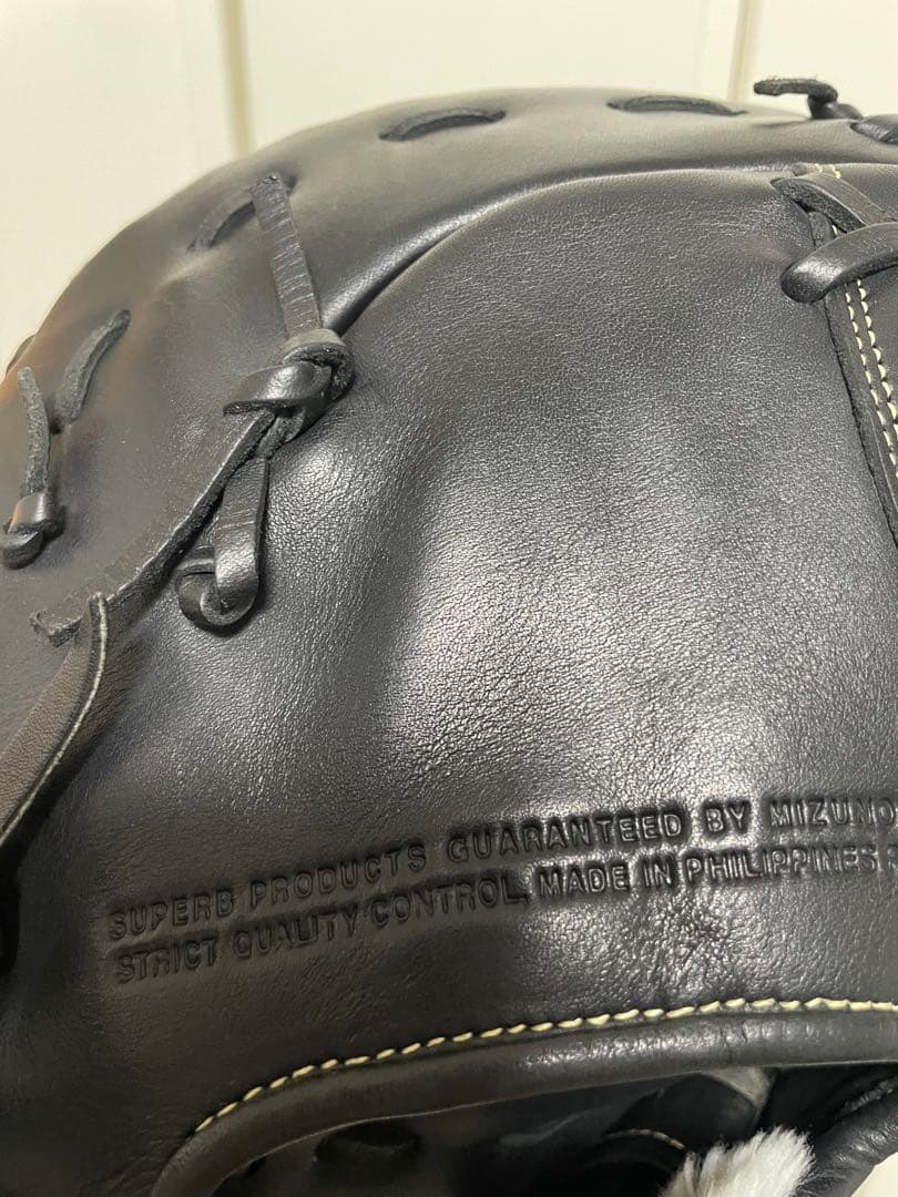 【美品】ミズノ Global Elite 軟式 ファーストミット 村上宗隆モデル