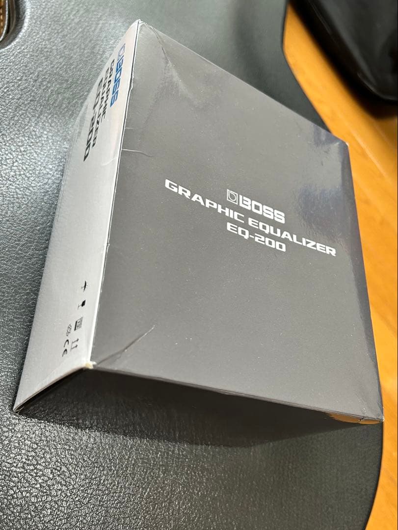 BOSS EQ-200 グラフィックイコライザー（値下げ対応可能）