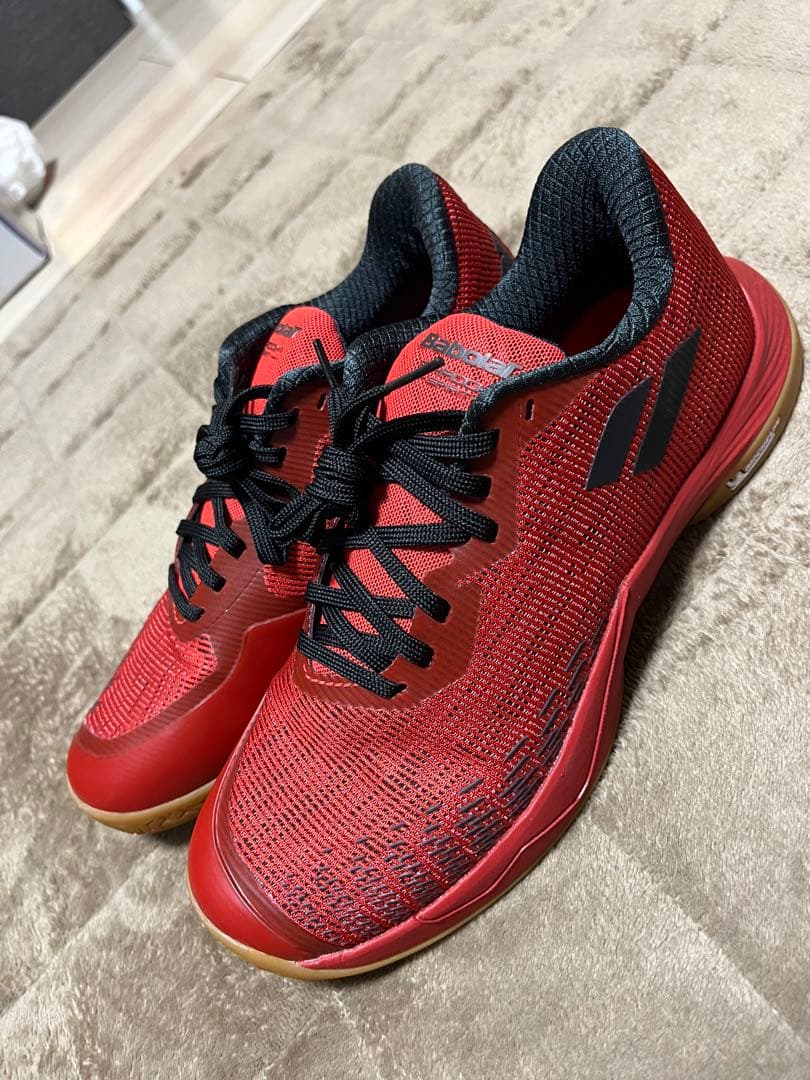 ［美品］BabolaT バボラ　赤色　バドミントンシューズ　26.0cm