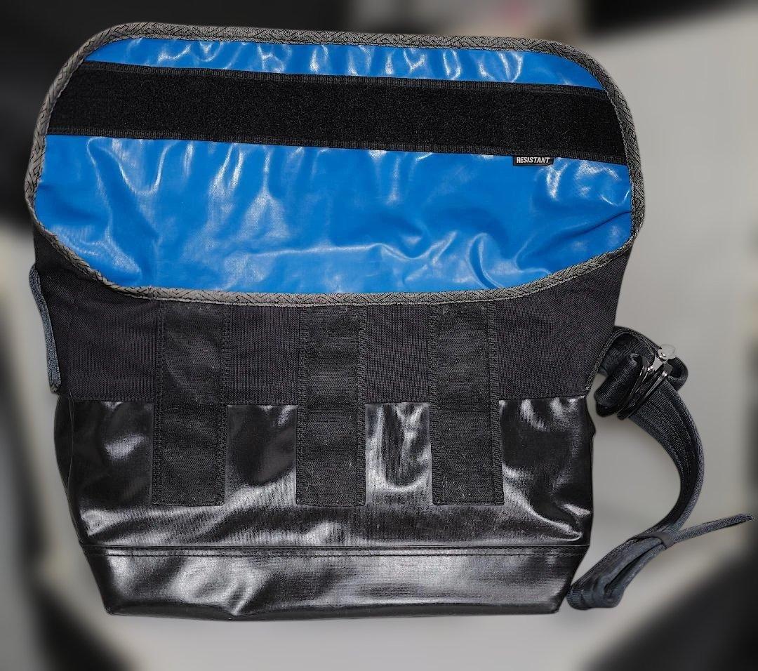 resistantレジスタントメッセンジャーバッグ黒日本製送料込匿名配送最終値下