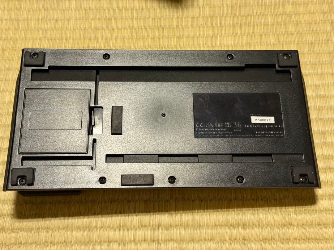 BOSS GT-1 ギターマルチエフェクター　ホワイト　教科書セット
