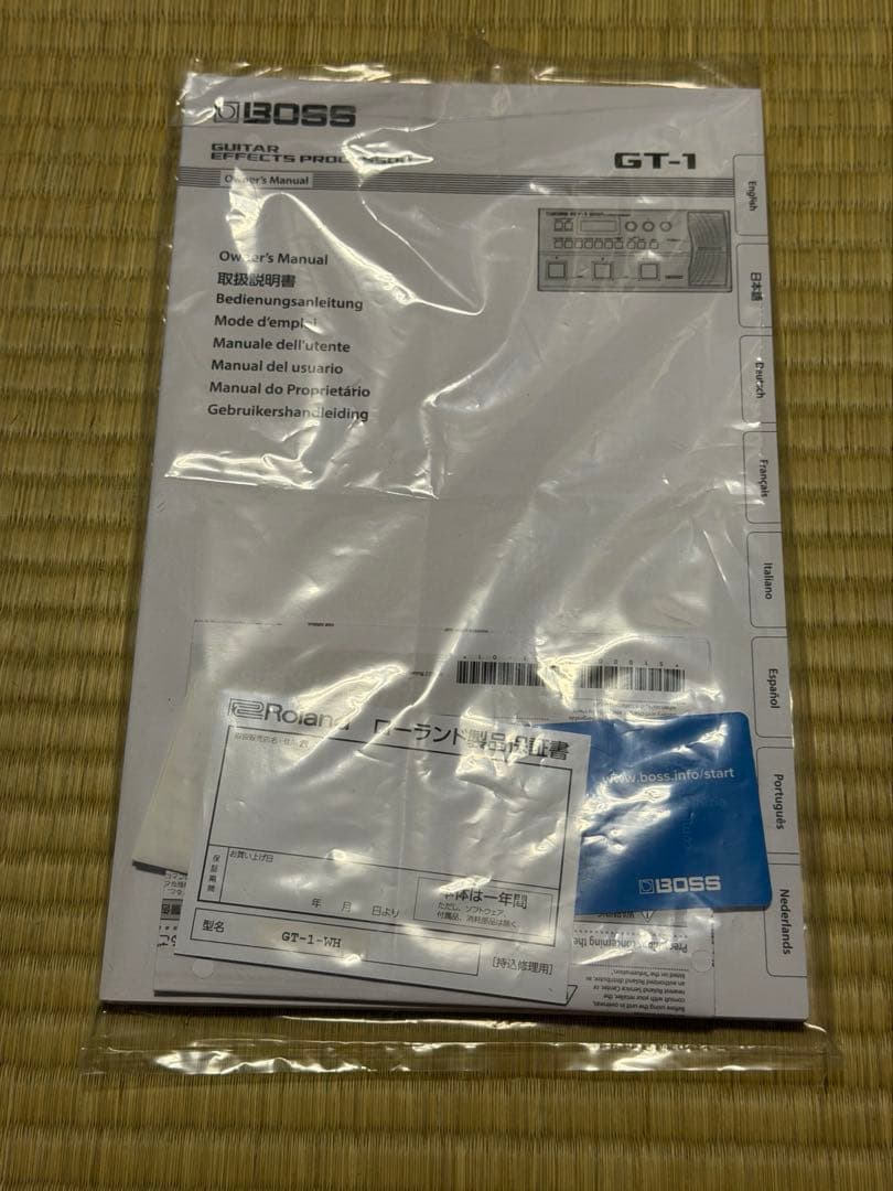 BOSS GT-1 ギターマルチエフェクター　ホワイト　教科書セット