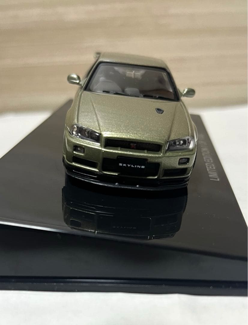 AUTOart 1/43スカイライン R34 GT-R VスペックII Nur