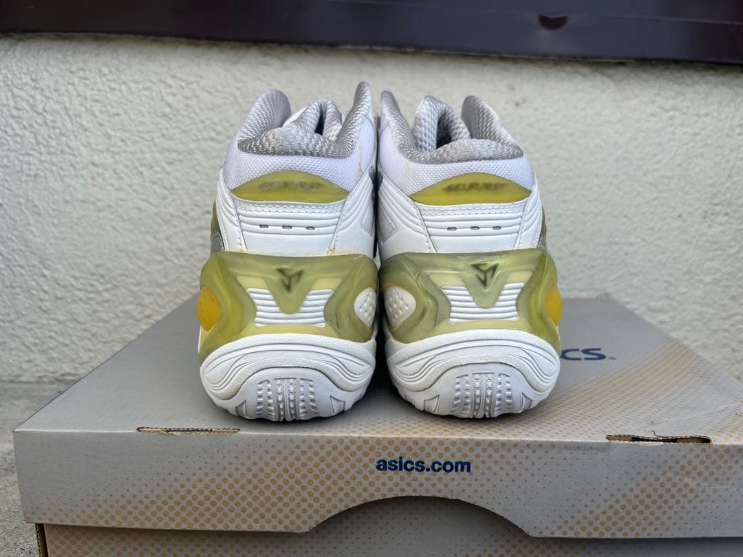 新品未使用ASICS GELBURST 2 ホワイト/シルバー 28.5cm