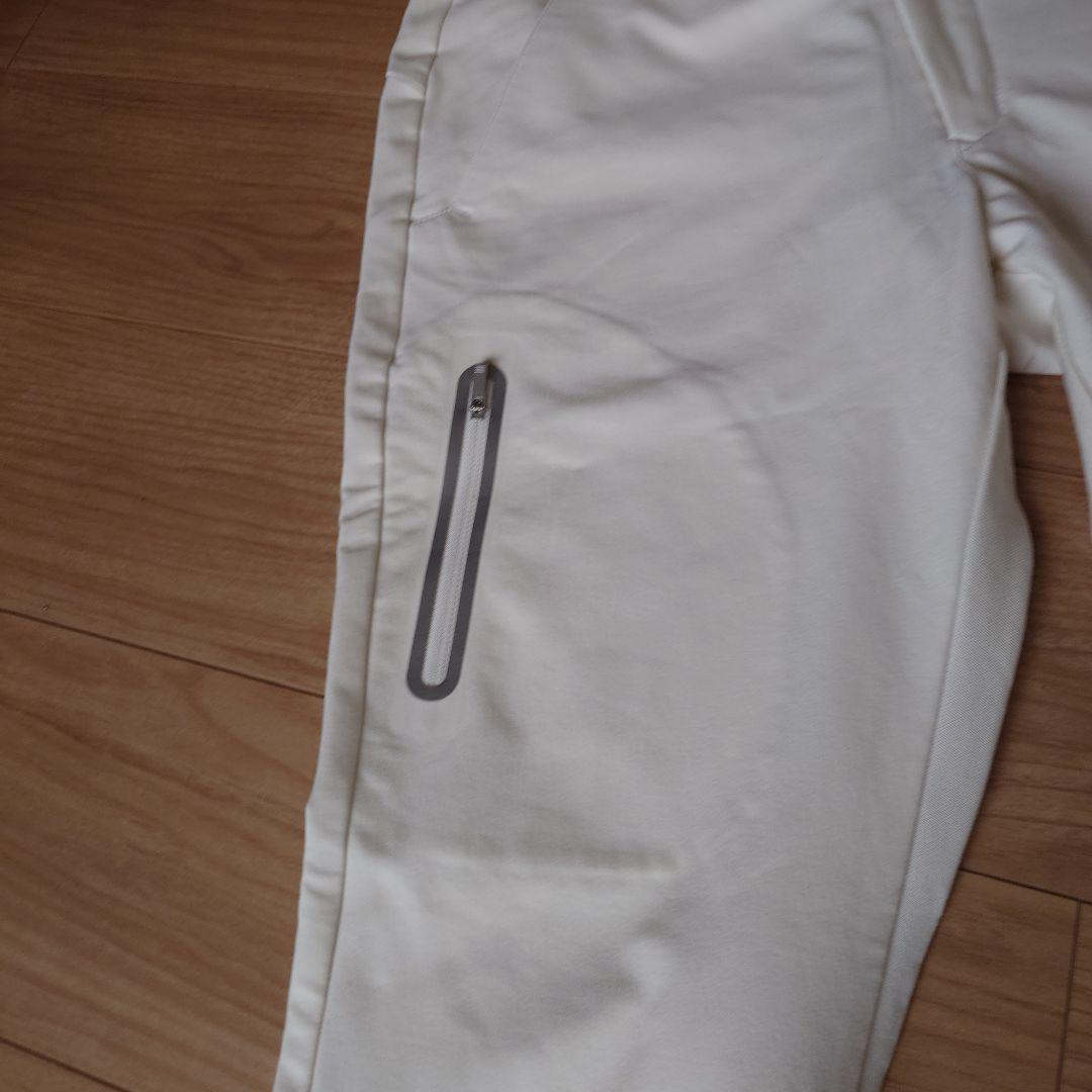 DESCENTE ホワイトパンツ サイドポケット付き