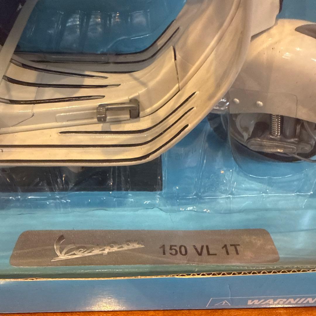 No421.ニューレイ ベスパ 150VL 1Tスクーター 1/6スケール