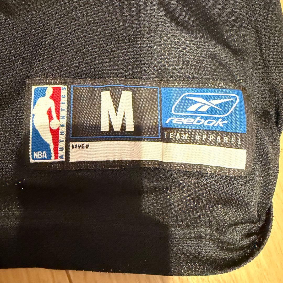 【匿名配送】リーボック Iverson アイバーソン　シクサーズ Mサイズ