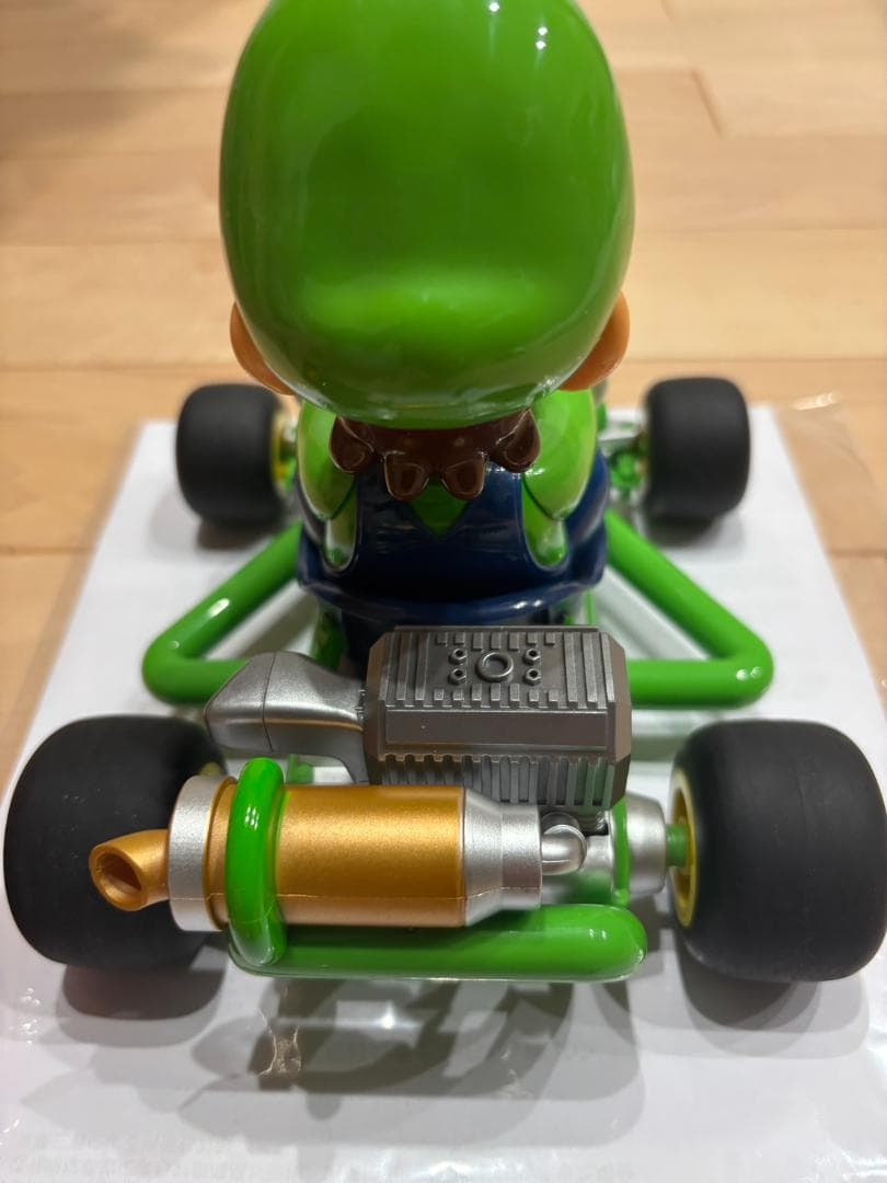 1co22マリオカート リモートラジオコントロールカー 充電式　バッテリー付き
