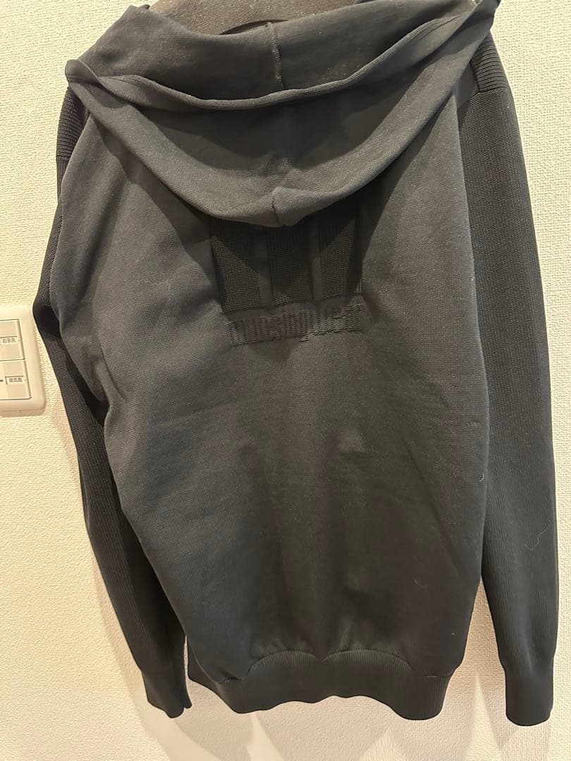 munsingwear 黒 ジップアップフードジャケット LL