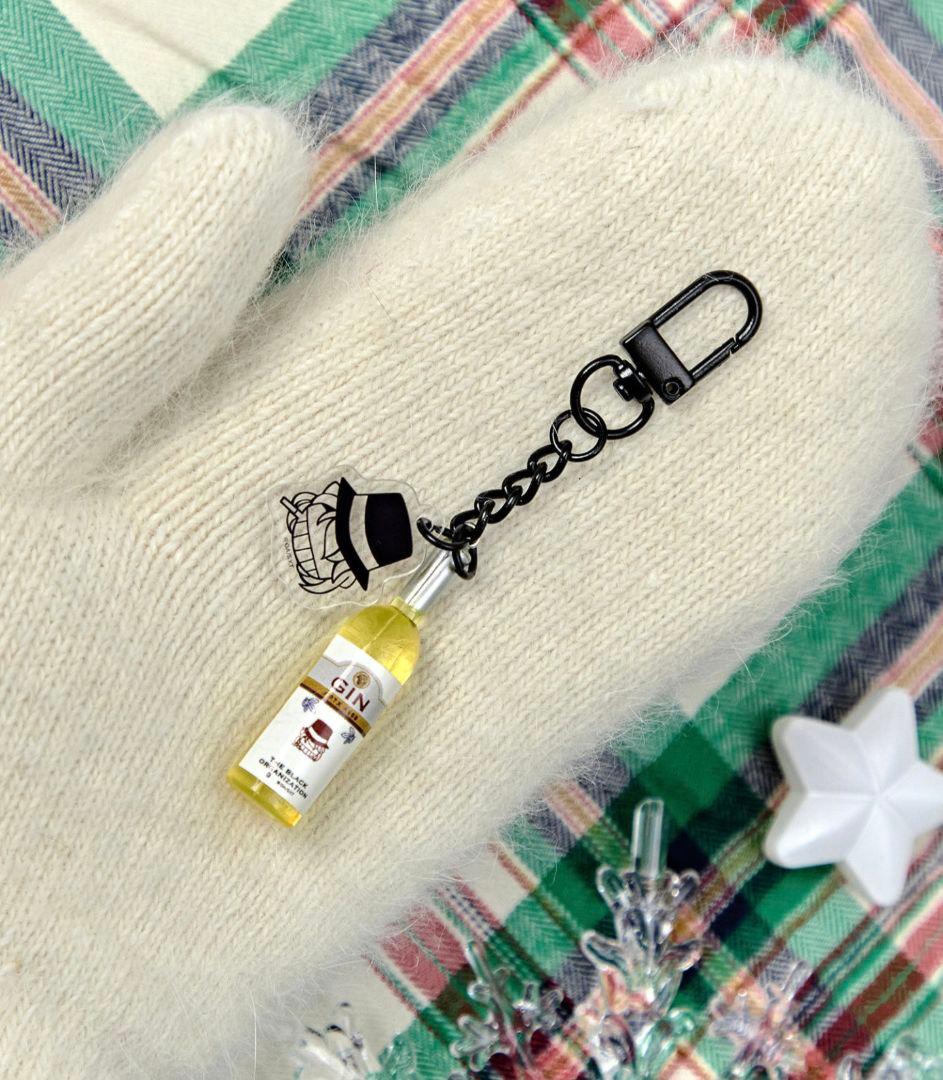 名探偵コナン　黒ずくめ組織　キーホルダー　韓国限定