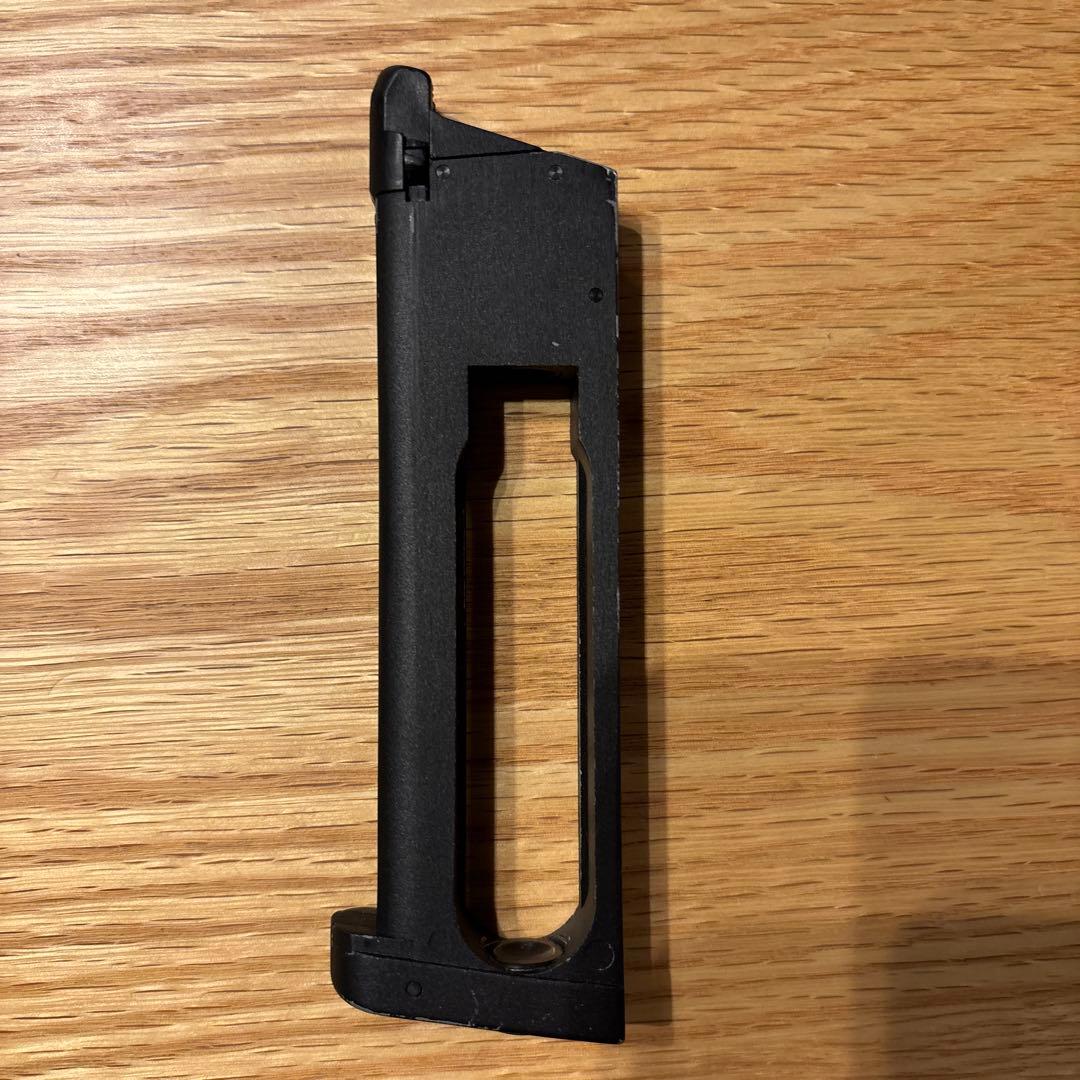 カーボンエイト　M45 CQP Co2ガスガン　樹脂製スライド