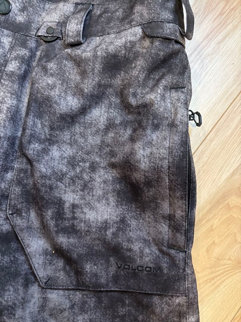 VOLCOM ROAN BIBボルコムスノービブスノーボードスキーオーバーオール