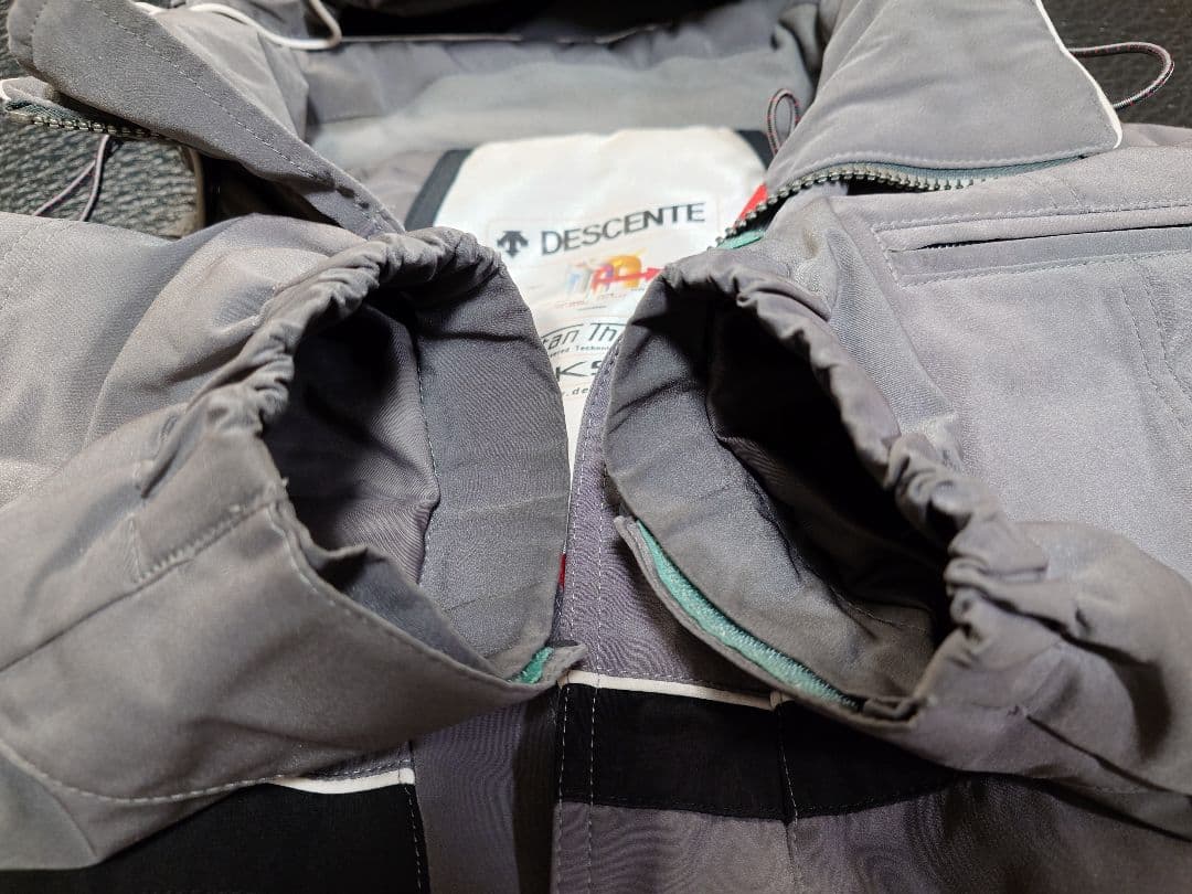 DESCENTE EK-TECH スキーウェア グレー