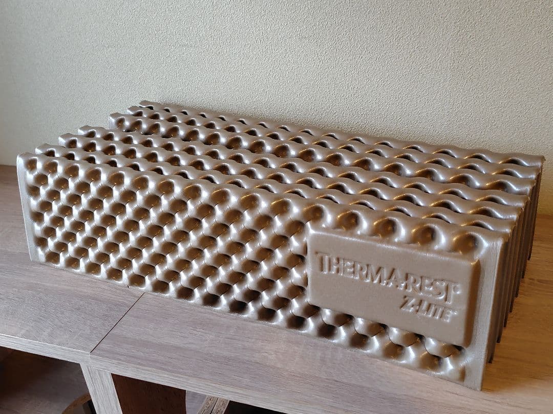 アウトドア寝具 THERMAREST Z-Lite