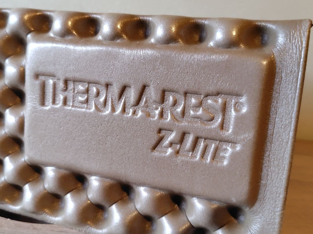 アウトドア寝具 THERMAREST Z-Lite
