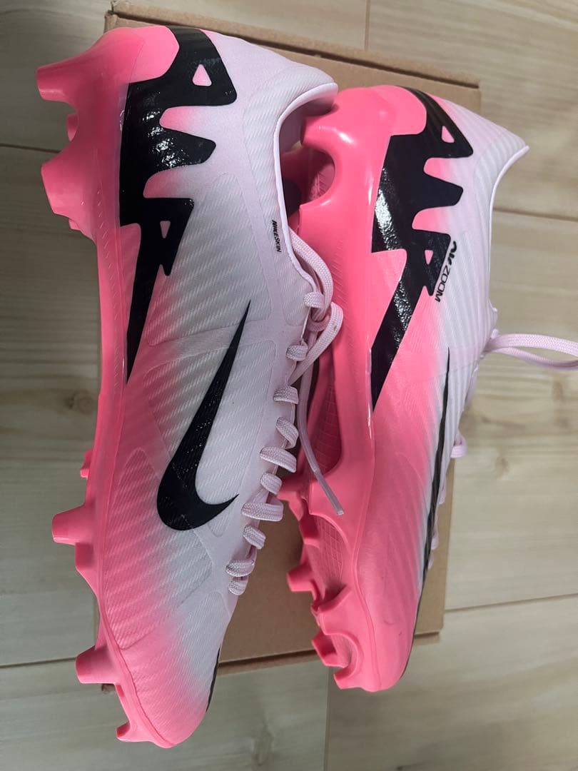 NIKE ナイキ　サッカースパイク　25.5センチ