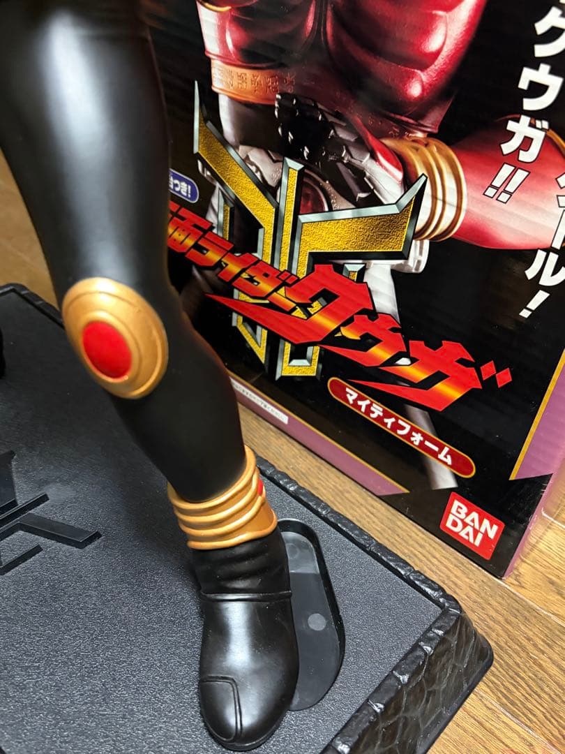 仮面ライダークウガ フィギュア 約480mm スタンド付き