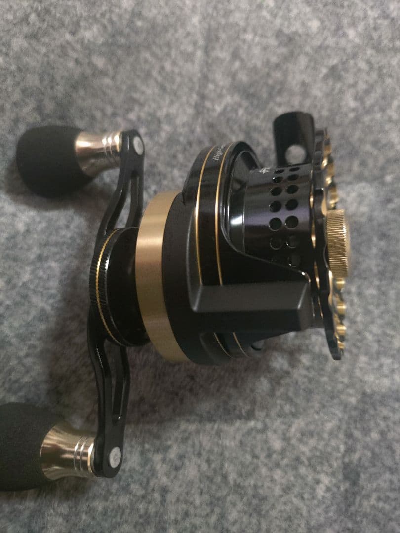 黒鯛工房のカセ筏師　チヌセレクションＺ60HG-BG（LEFT　HANDLE）